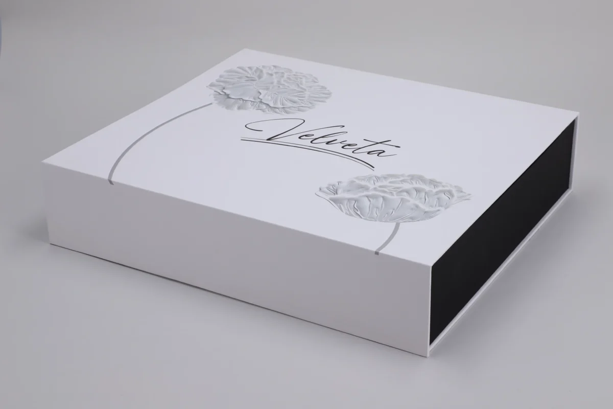 Velveta Box 4 8 scaled